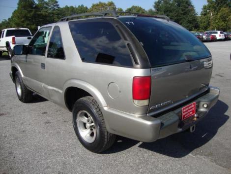 Photo #6: SUV: 1999 Chevrolet Blazer (Tan)