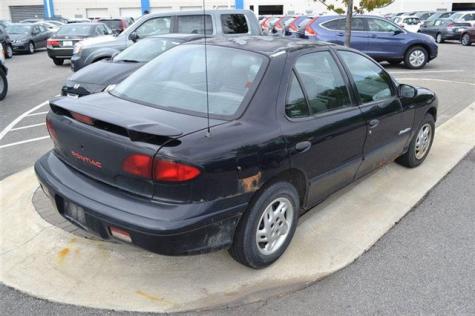 Cheap Car Under $1000 in Ohio (Pontiac Sunfire SE '99 Sporty Sedan