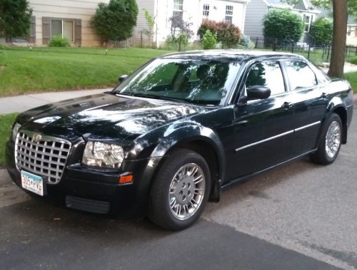 '07 Chrysler 300 in Plymouth, MN 55447 $4K or Less By Owner