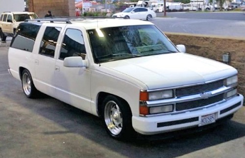 '94 Chevy Suburban Lowered SUV $4500-5000 Norco, CA 92860 WHITE