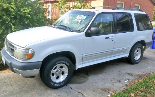 '00 Ford Explorer XLT SUV 1-Owner in Greenville NC 27834 $1K or Less