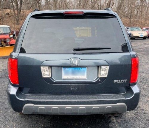 '03 Honda Pilot SUV By Owner $2000 or Less Hartford, CT 06120 (Gray ...