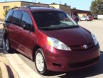 2008 Toyota Sienna under $7000 in Illinois