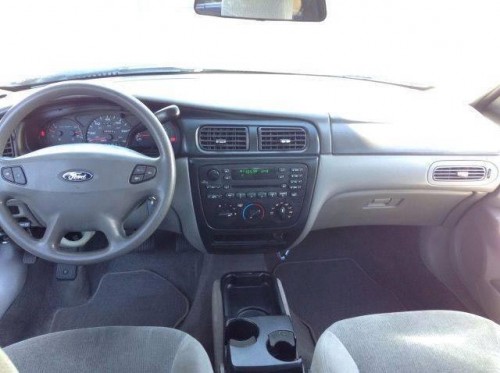 '01 Ford Taurus SE Clackamas, OR 97015 $3k or Less Black