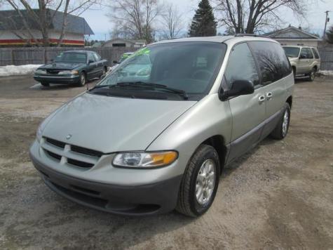 1999 Dodge Caravan SE - Cheap Minivan Around $1000 in MI - Autopten.com