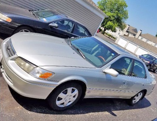 Toyota Camry XLE '00 By Owner Under $2000 in Springfield ...